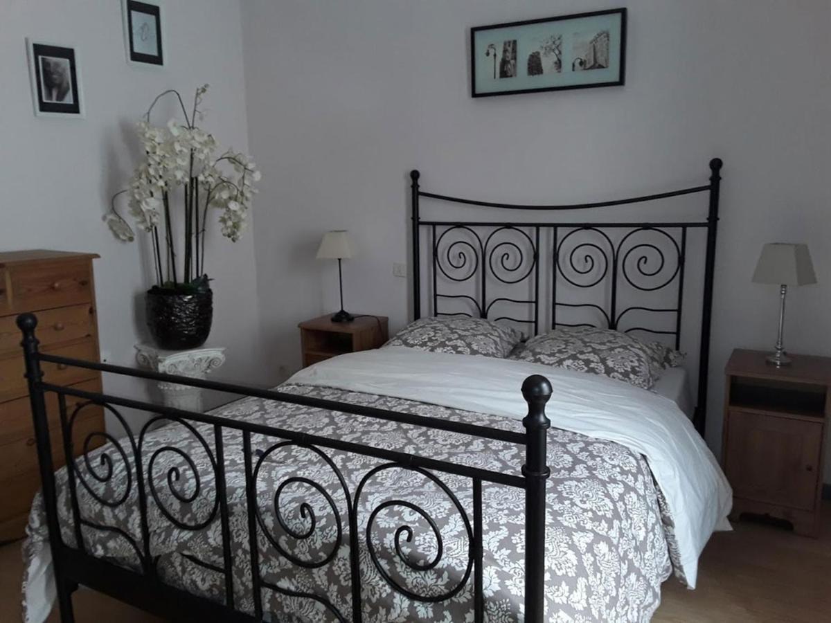 Bed and Breakfast Le Chat Botte - Vankantiehuis In Languedoc-Roussillion Routier Екстер'єр фото
