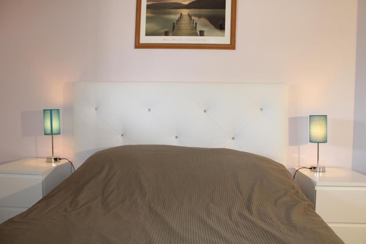 Bed and Breakfast Le Chat Botte - Vankantiehuis In Languedoc-Roussillion Routier Екстер'єр фото